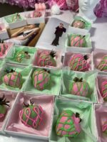 delicious dessert GIFT FOR GUEST