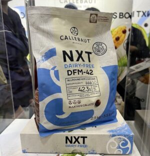 CALLEBAUT NTX DAIRY FREE AND PLANT BASED MILK CHOCOLATE CALLETS - Image 1